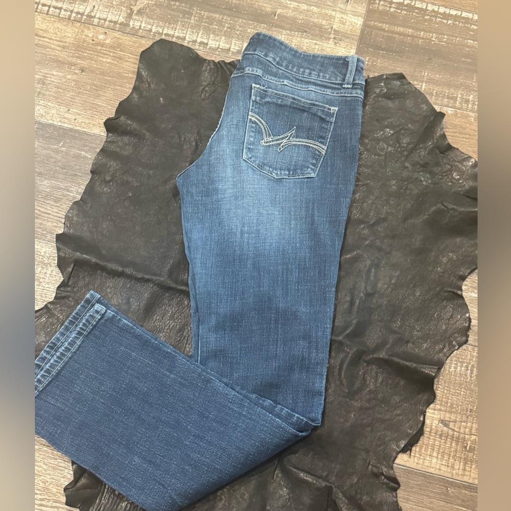 Wrangler Jeans Womens 13x32 Straight Denim Blue Cowboy